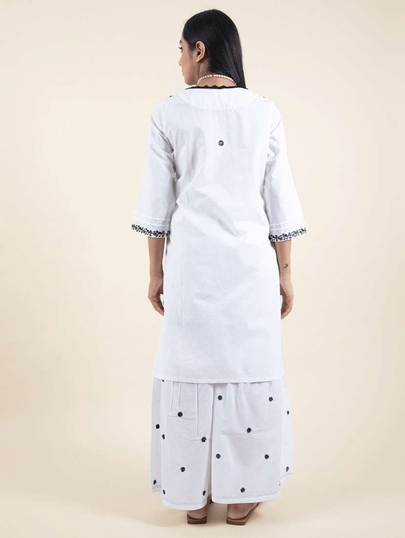 women solid with work three quarter sleeve kurta sharara set - 21975083 -  Standard Image - 3