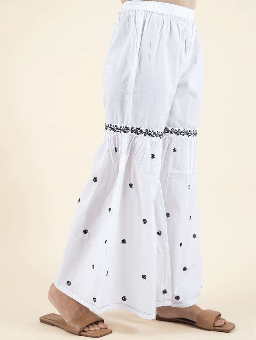 women solid with work three quarter sleeve kurta sharara set - 21975083 -  Standard Image - 5