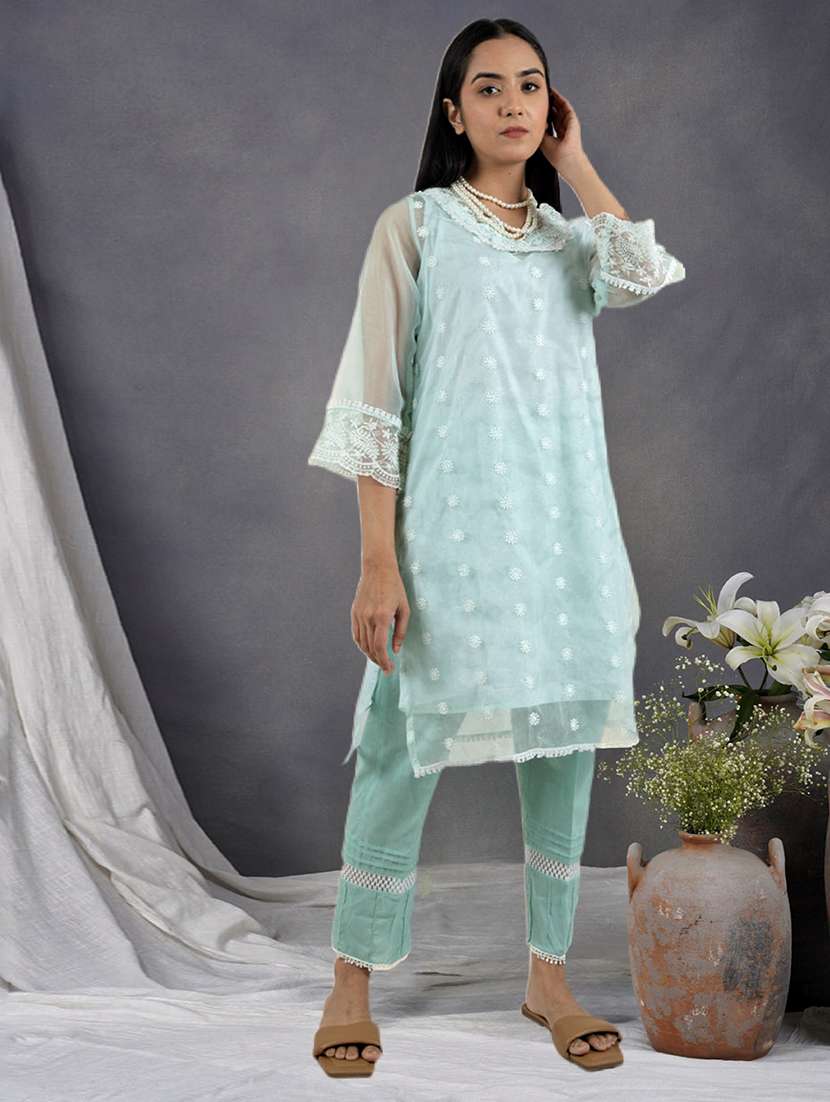 women solid with work three quarter sleeve kurta pant set