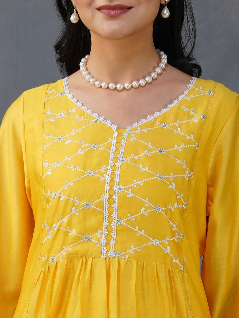 women solid with work three quarter sleeve kurta pant set - 21975091 - Standard Image - 5
