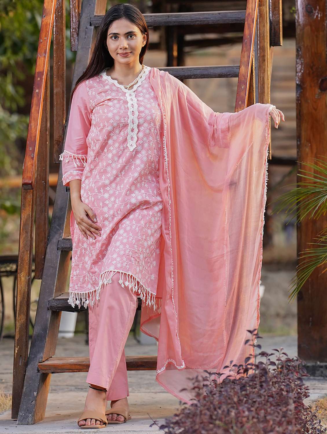women three quarter sleeve kurta pant with dupatta set