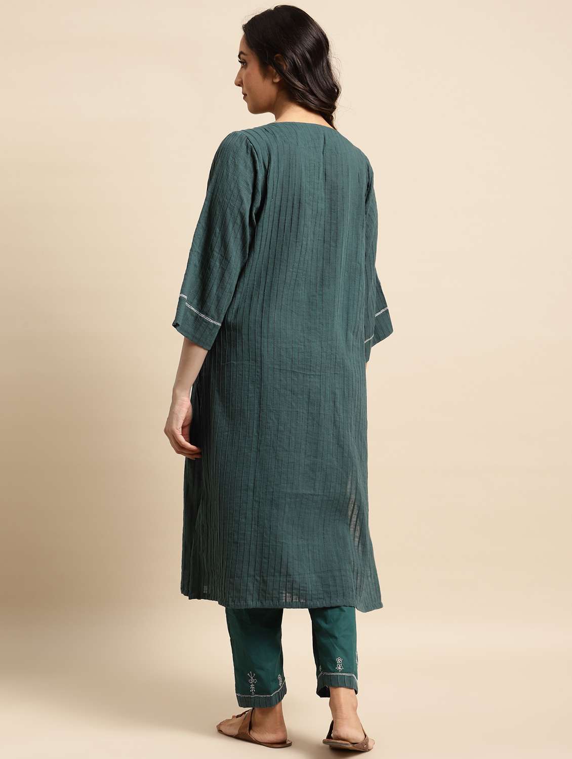 women solid three quarter sleeve kurta pant set - 21975119 -  Standard Image - 3