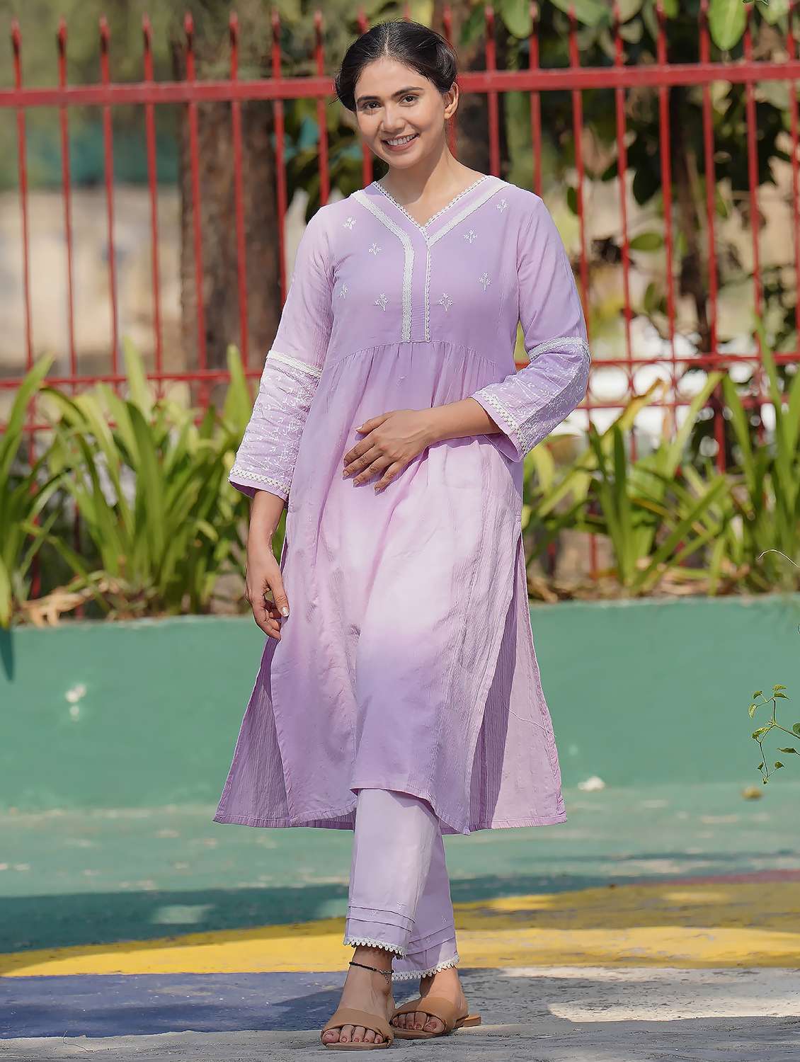 women solid with work three quarter sleeve kurta pant set