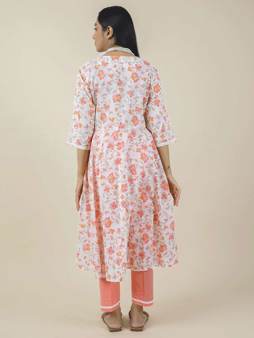 women floral three quarter sleeve kurta pant set - 21975129 -  Standard Image - 3