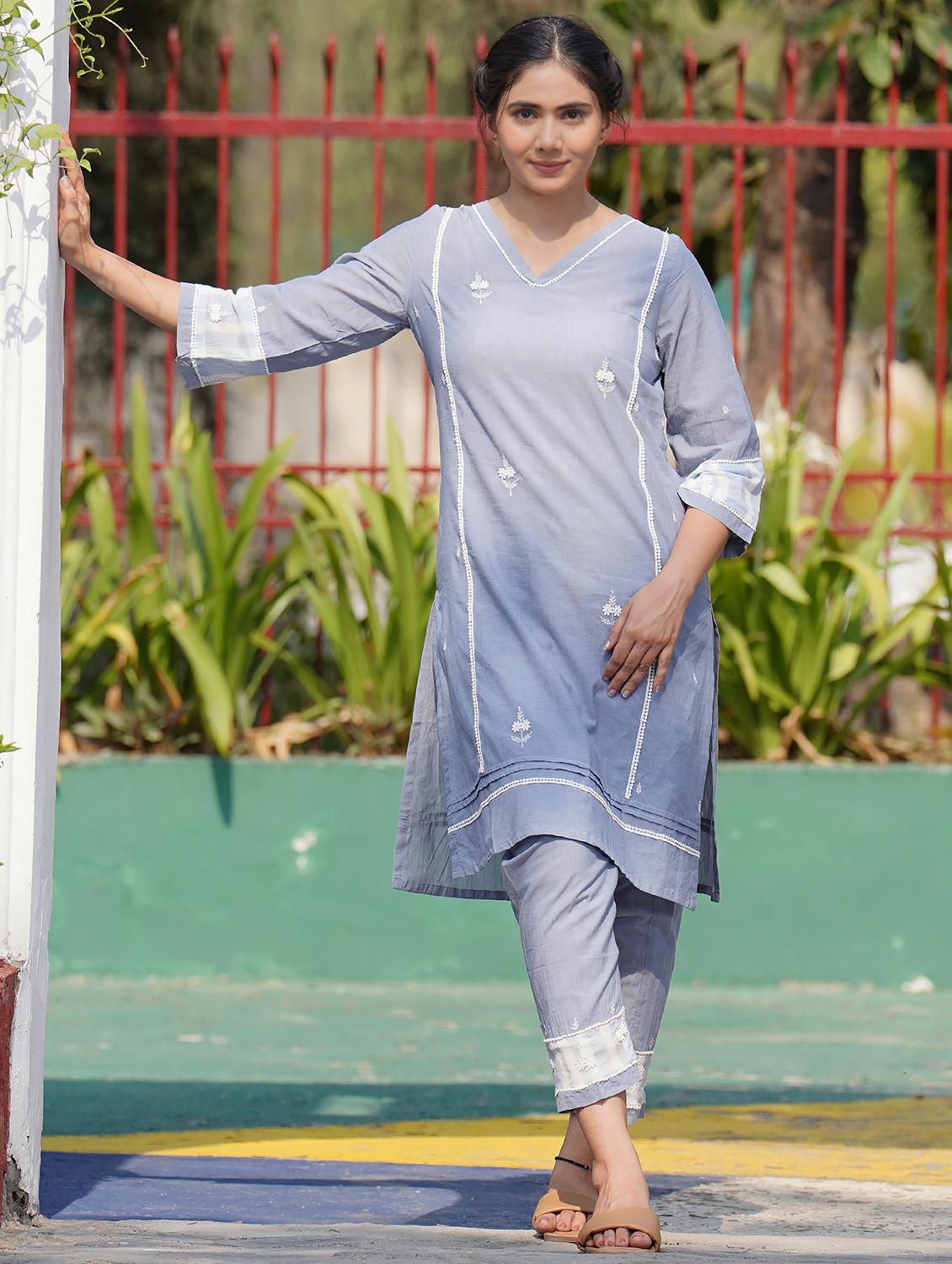 women solid with work three quarter sleeve kurta pant set