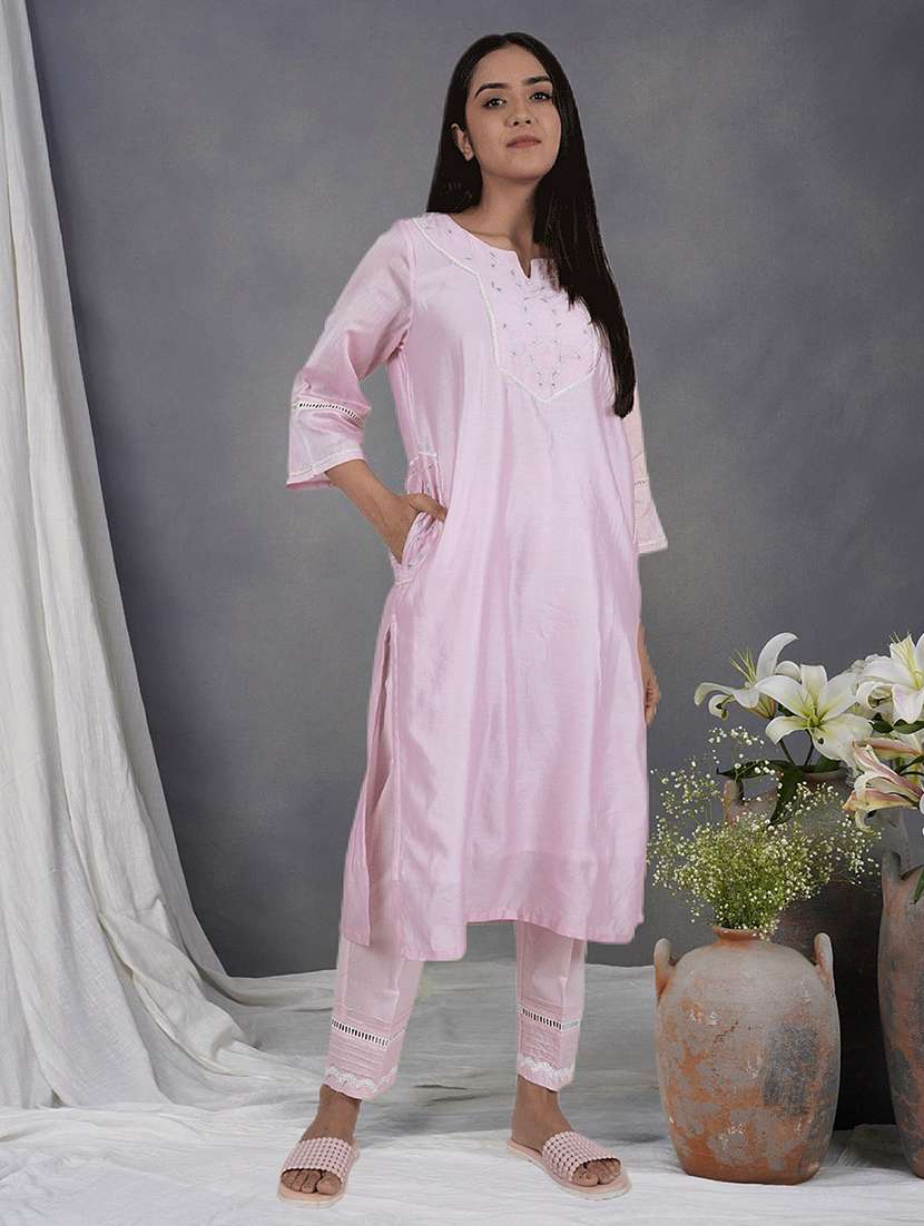 women solid with work three quarter sleeve kurta pant set