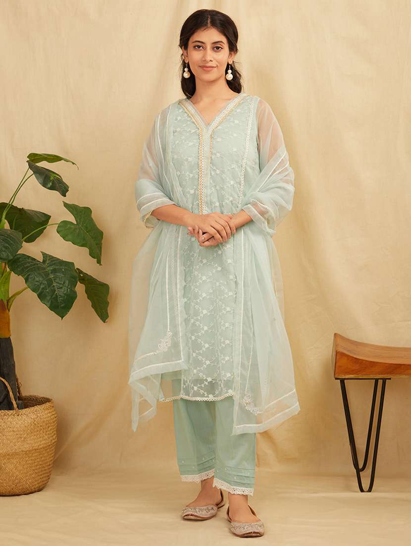 women three quarter sleeve kurta pant with dupatta set