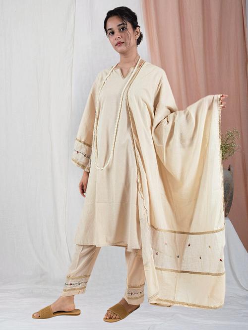 women three quarter sleeve kurta pant with dupatta set - 21975171 - Standard Image - 0