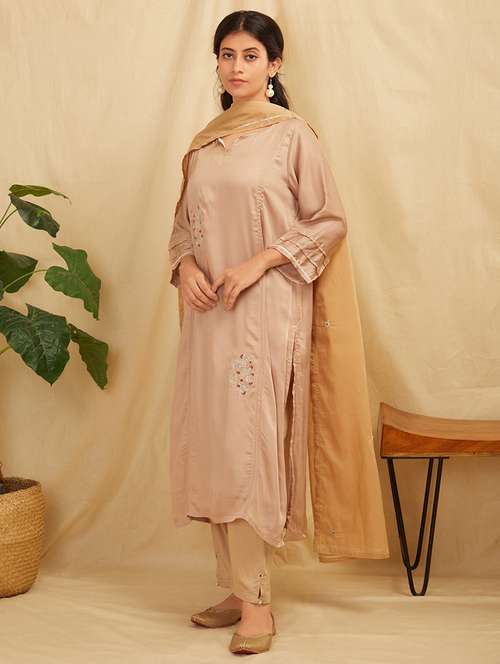 women three quarter sleeve kurta pant with dupatta set - 21975183 - Standard Image - 0