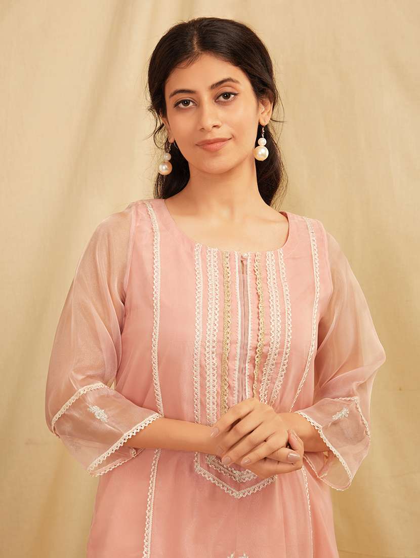 women three quarter sleeve kurta pant with dupatta set - 21975185 - Standard Image - 5