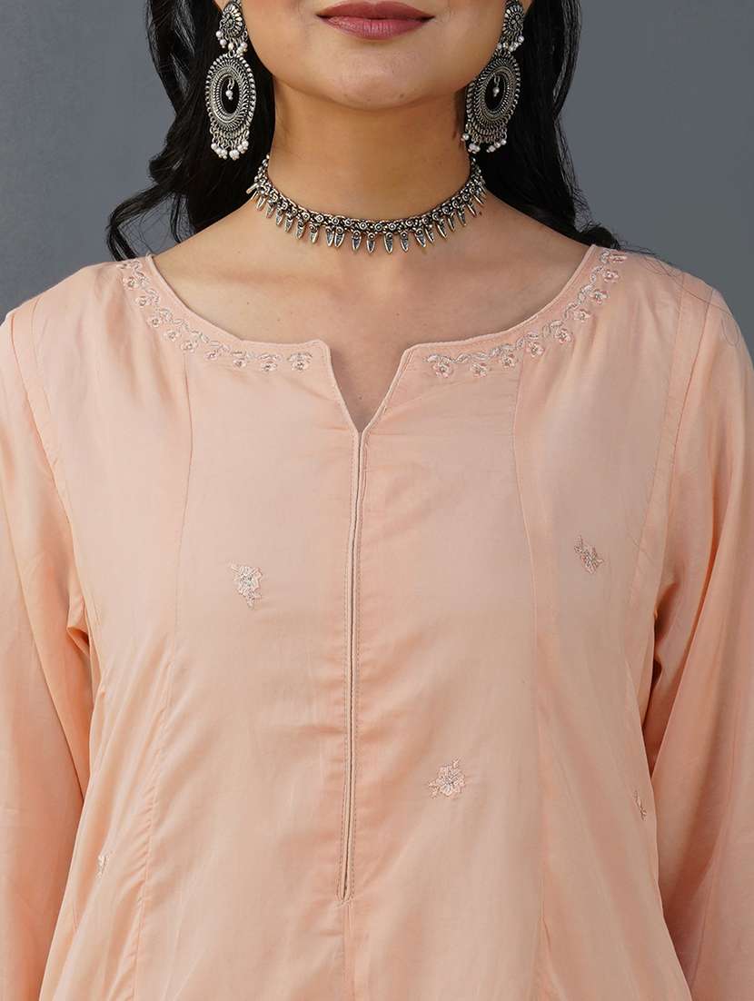 women three quarter sleeve kurta pant with dupatta set - 21975186 -  Standard Image - 5