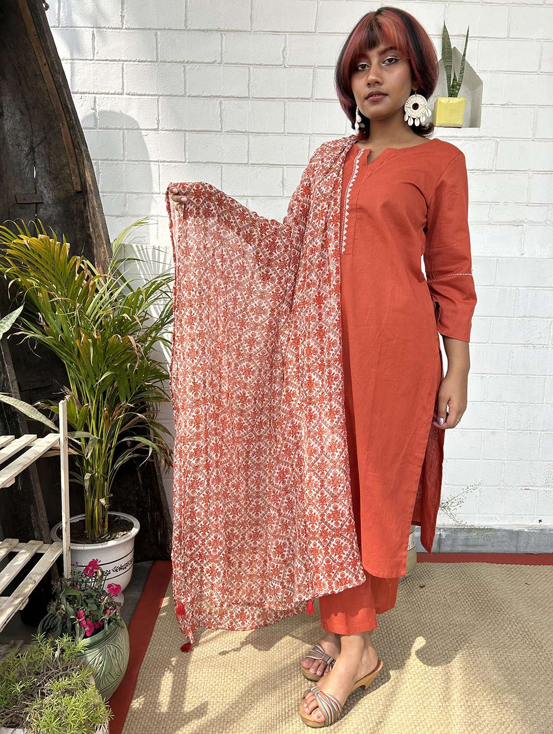 women three quarter sleeve kurta pant with dupatta set