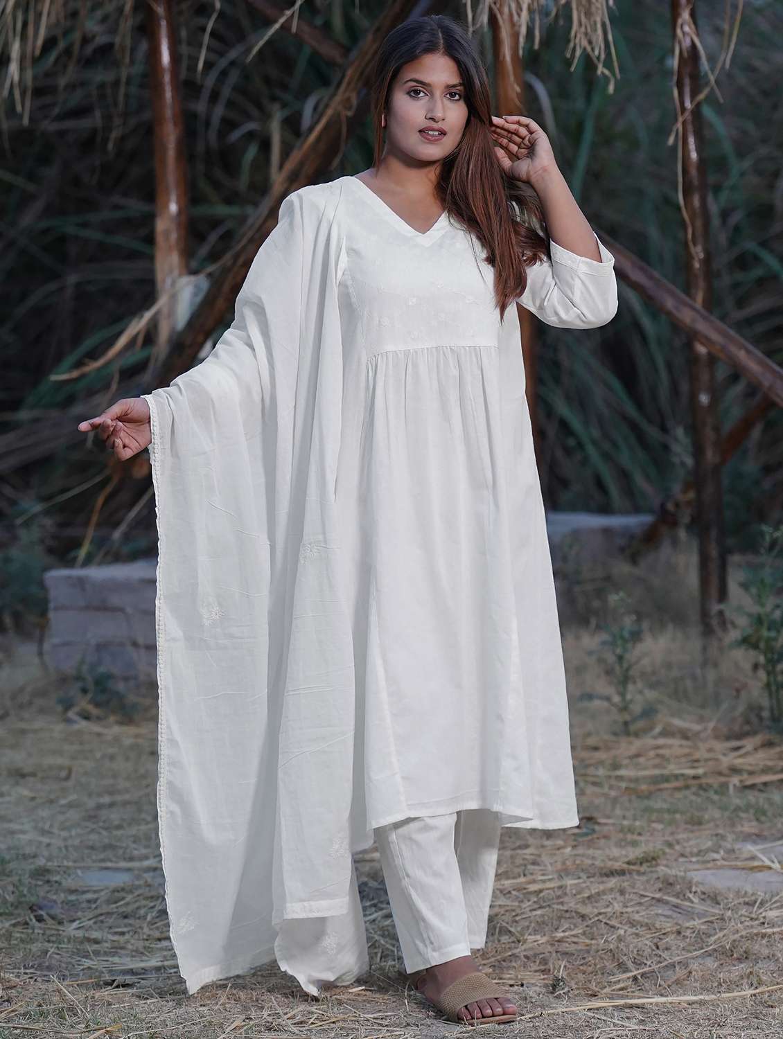 women three quarter sleeve kurta pant with dupatta set