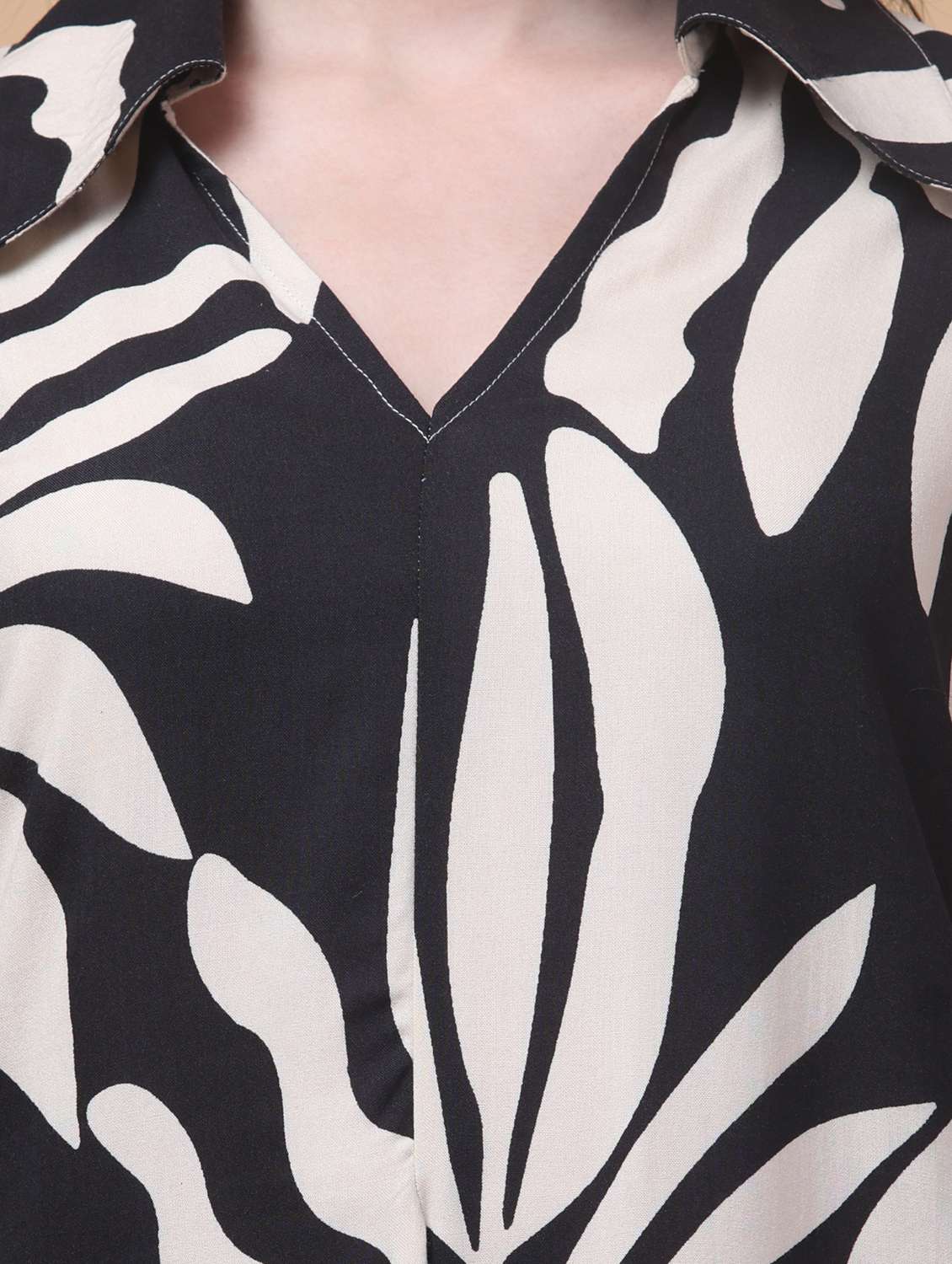 women black printed puff sleeve a-line dress - 21975507 - Standard Image - 5