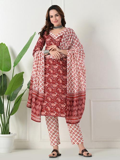 women three quarter sleeve kurta pant with dupatta set - 21975591 - Standard Image - 0