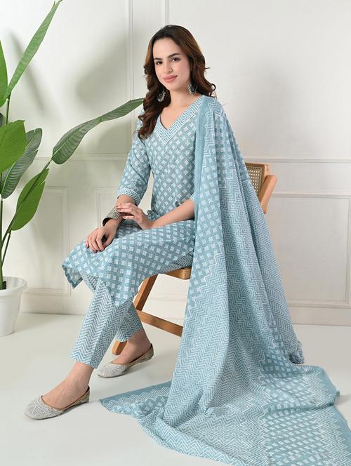 women three quarter sleeve kurta pant with dupatta set - 21975593 - Standard Image - 0