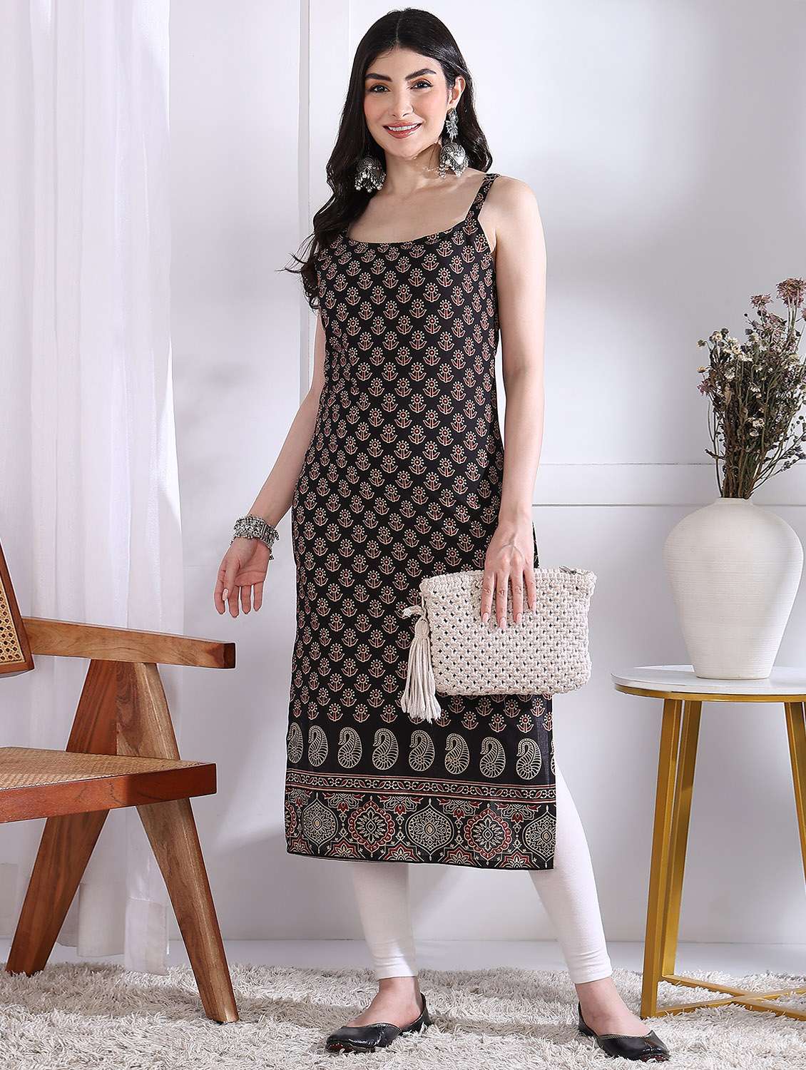 women printed sleeveless straight kurta
