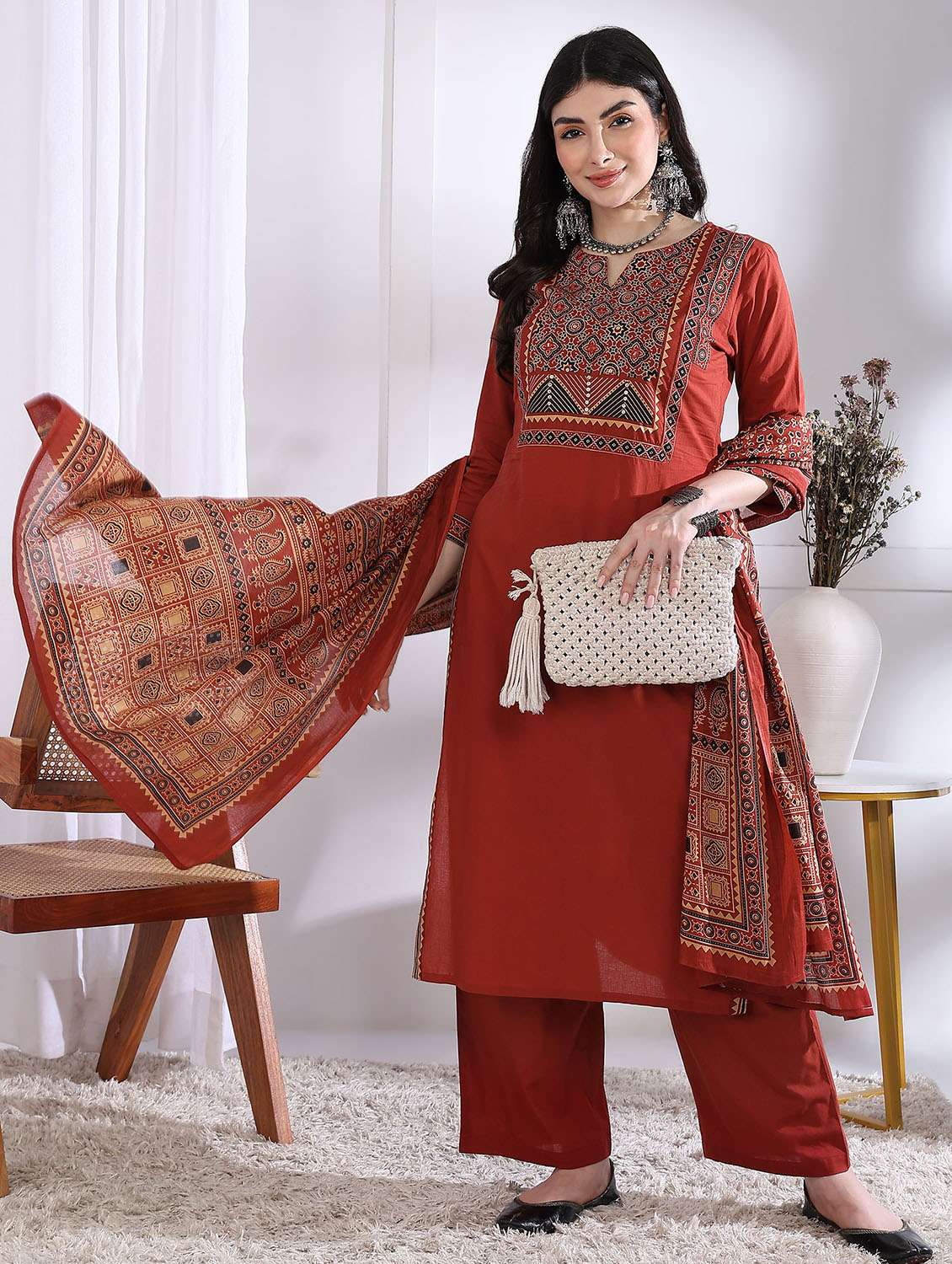 women three quarter sleeve kurta palazzo with dupatta set