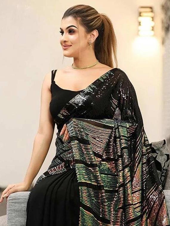 women black embellished saree with blouse - 21976135 - Standard Image - 3