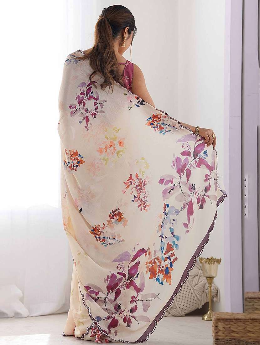 women floral printed saree with blouse - 21976139 -  Standard Image - 3
