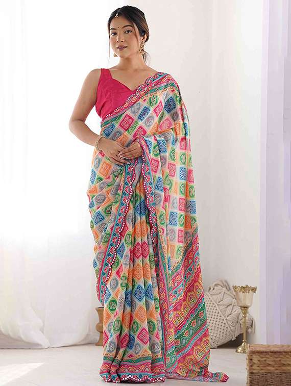 women printed casual wear saree with blouse - 21976143 - Zoom Image - 0