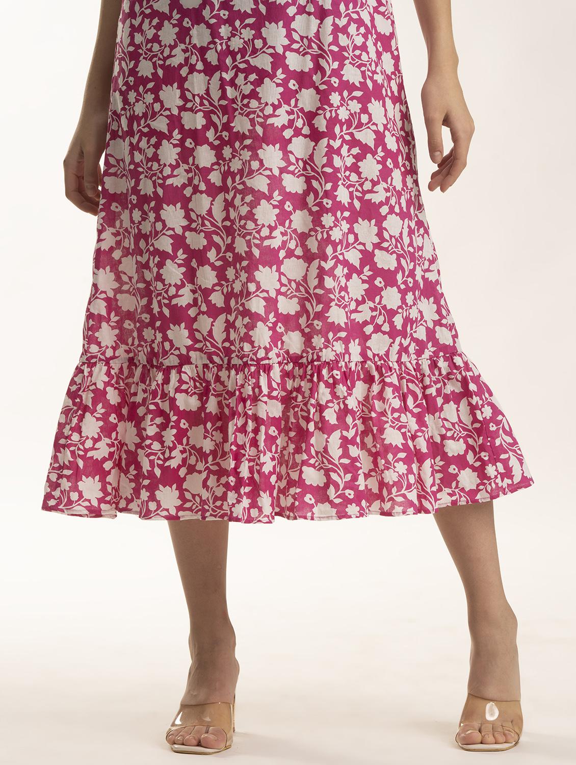 women floral print sleeveless tiered dress - 21976211 - Standard Image - 3