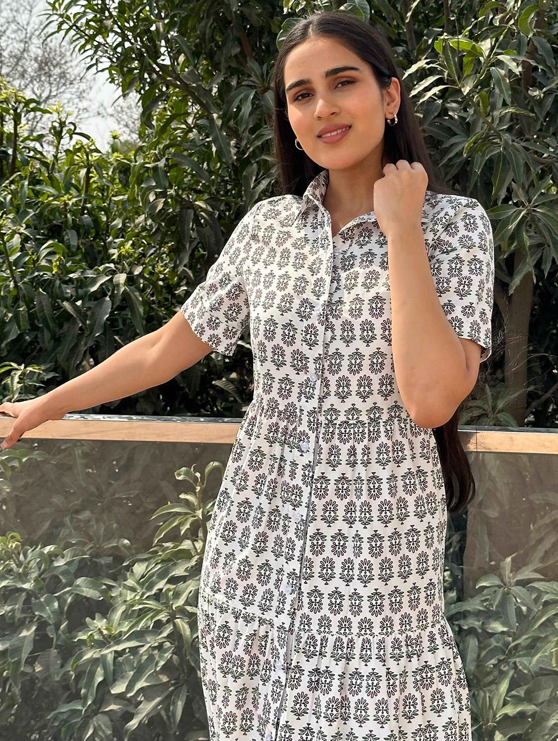 women printed short sleeve tiered maxi dress - 21976255 - Standard Image - 3
