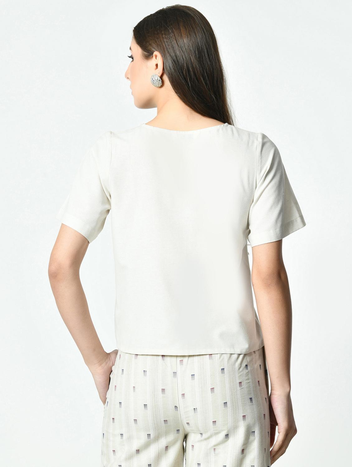 women white solid short sleeve regular top - 21976381 - Standard Image - 3