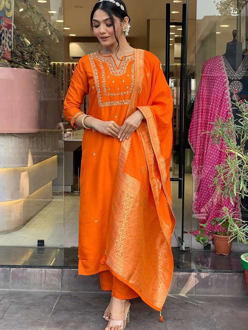 women three quarter sleeve kurta pant with dupatta set