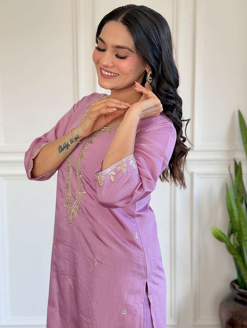 women three quarter sleeve kurta pant with dupatta set - 21976511 -  Standard Image - 5