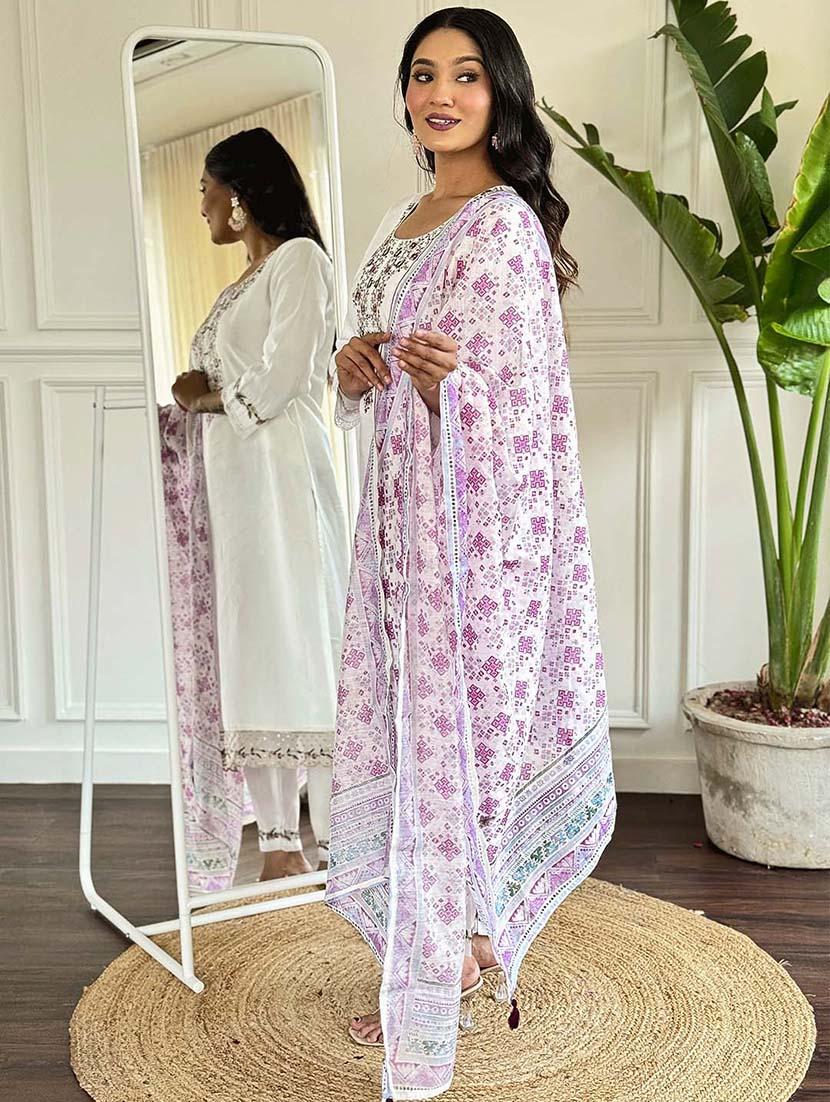 women three quarter sleeve kurta pant with dupatta set - 21976513 - Standard Image - 3