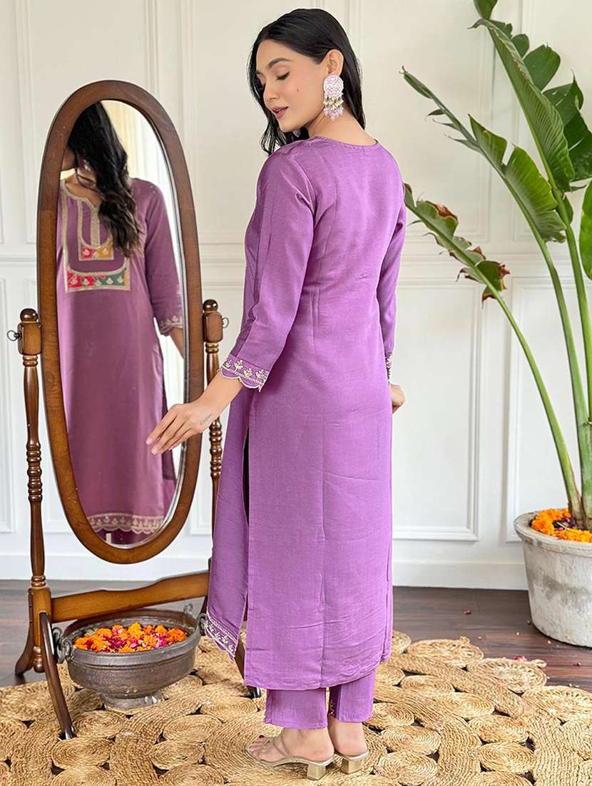 women three quarter sleeve kurta pant with dupatta set - 21976527 - Standard Image - 3