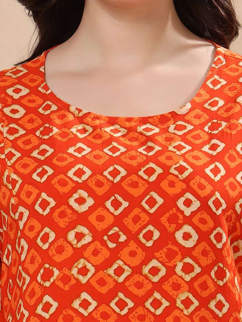 women printed three quarter sleeve straight kurti - 21976601 - Standard Image - 3