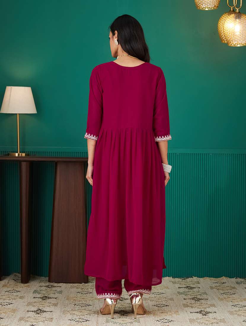 women three quarter sleeve kurta pant with dupatta set - 21976668 -  Standard Image - 3