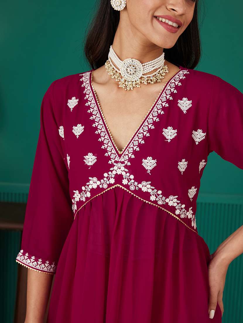 women three quarter sleeve kurta pant with dupatta set - 21976668 -  Standard Image - 5