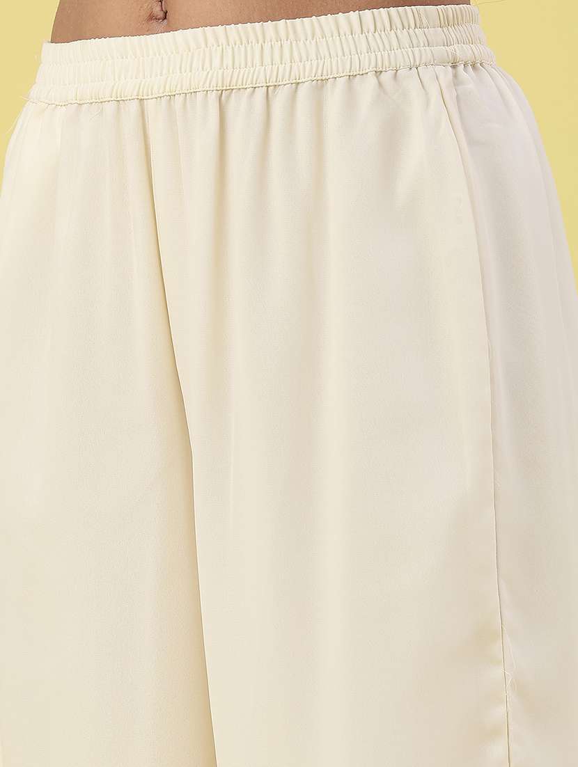 women self design sleeveless kurta palazzo with dupatta set - 21977010 -  Standard Image - 5