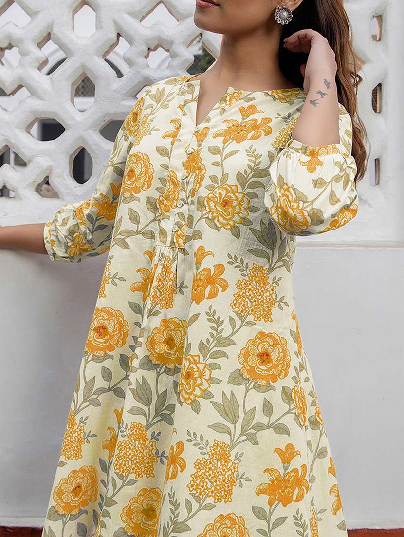 women printed three quarter sleeve a-line kurta - 21977276 -  Standard Image - 3