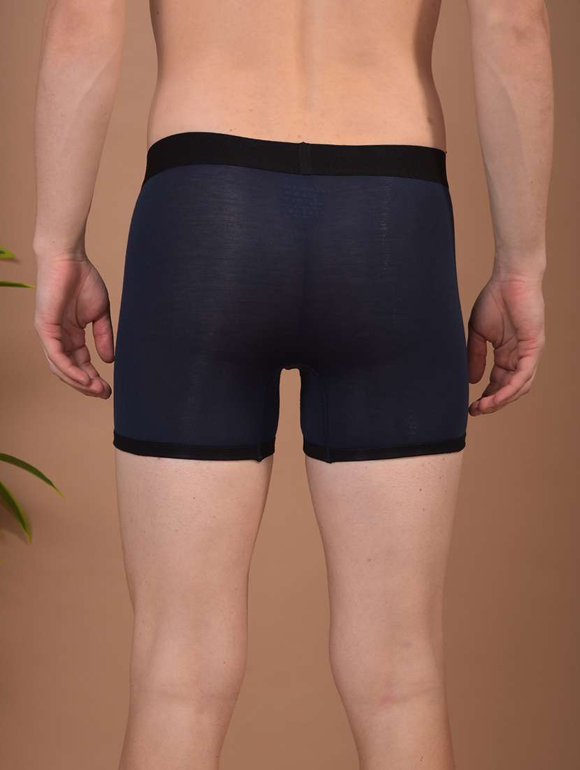 men solid low rise trunk - 21977294 -  Standard Image - 3