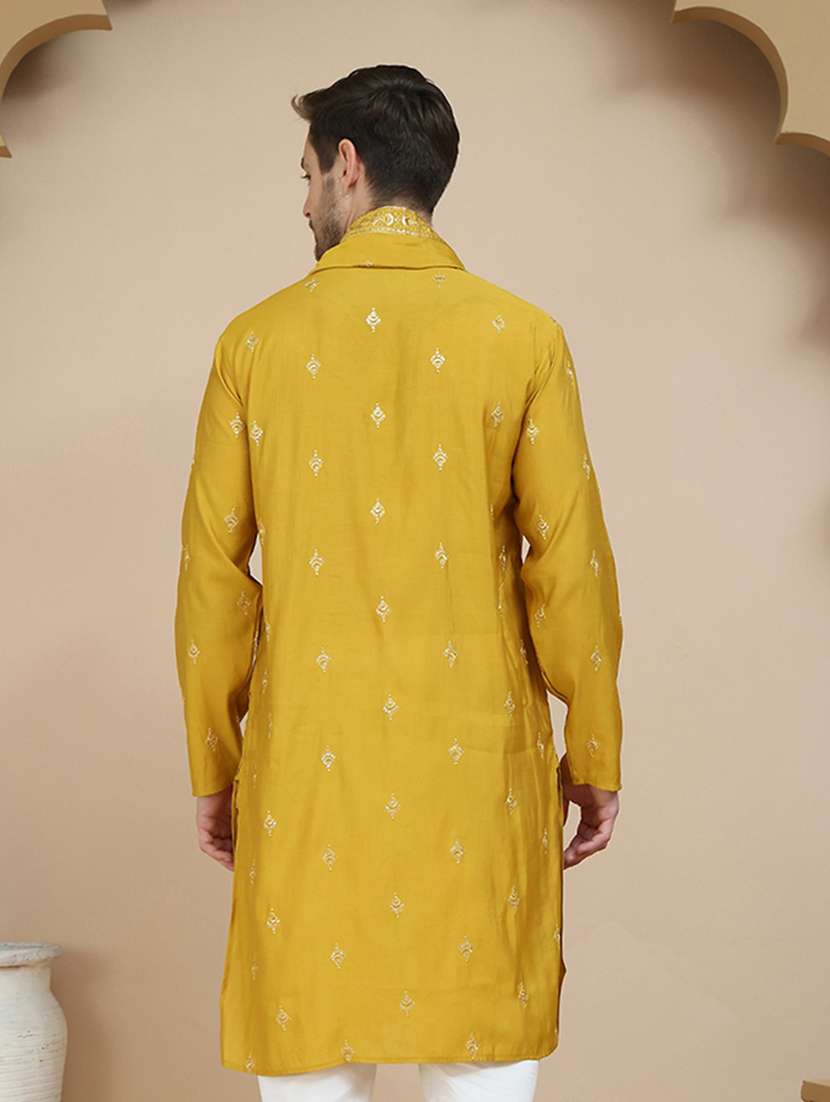 men embroidered mandarin neck kurta with dupatta - 21977403 -  Standard Image - 3
