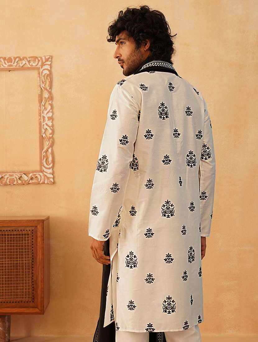 men embroidered mandarin neck kurta with dupatta - 21977414 -  Standard Image - 3