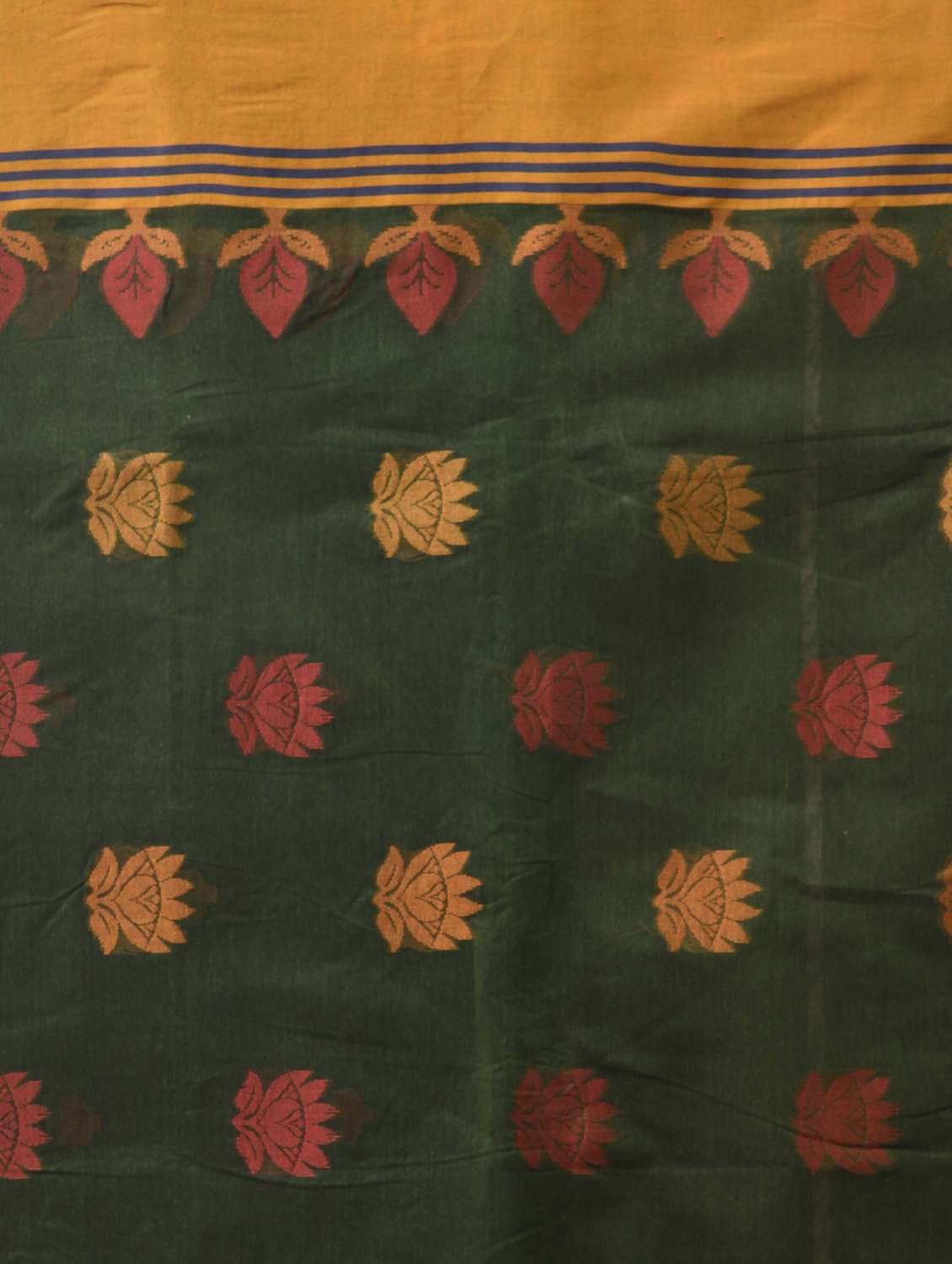 women self design handloom saree - 21977423 - Standard Image - 3