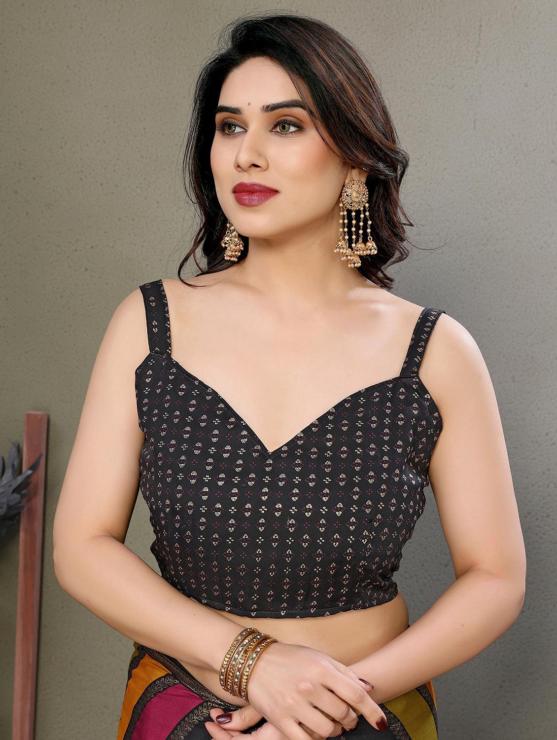 women striped printed saree with blouse - 21977877 - Standard Image - 5
