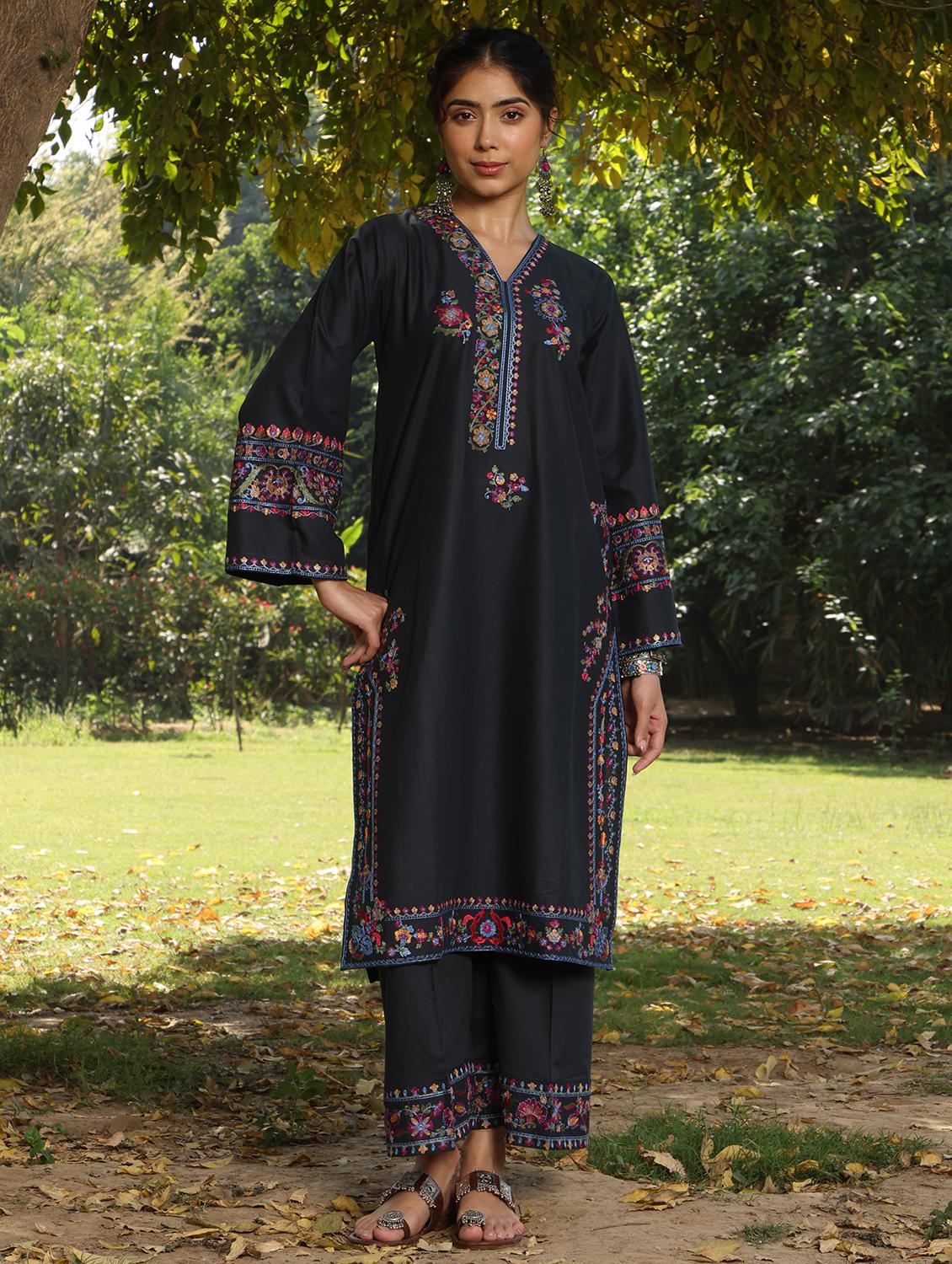women solid with work long sleeve kurta pant set - 21978015 - Zoom Image - 0