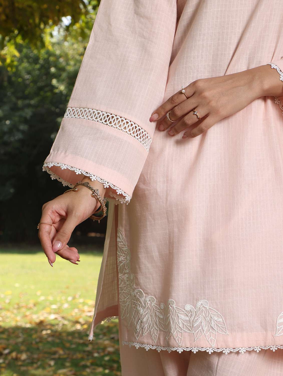 women embroidered long sleeve kurta salwar with dupatta set - 21978018 -  Standard Image - 5