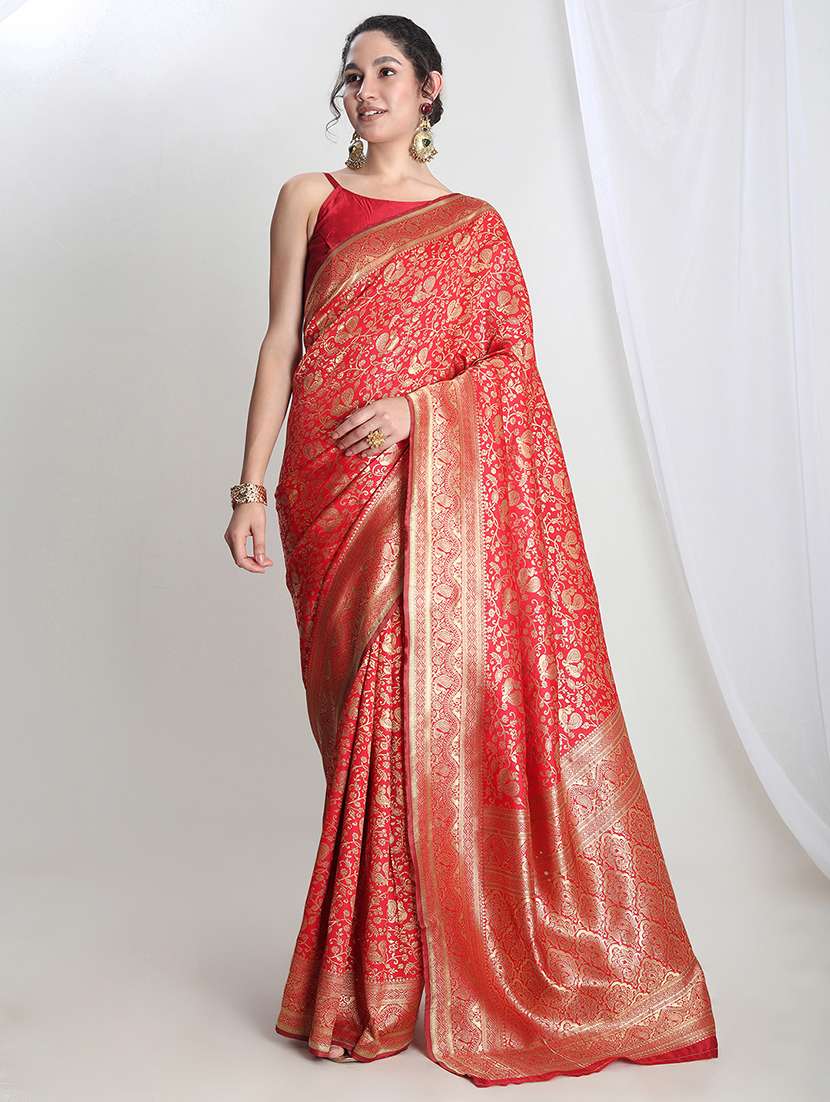 women self design banarasi saree with blouse