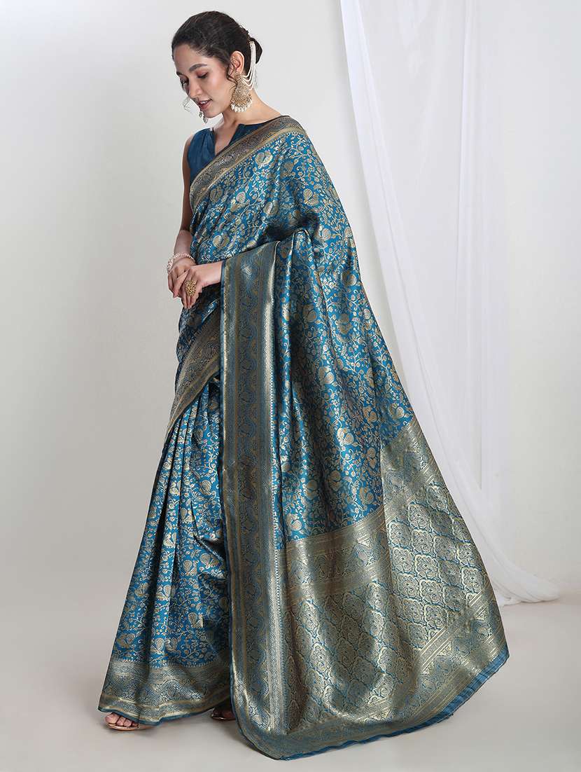 women self design banarasi saree with blouse