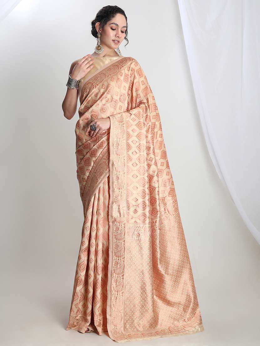women self design banarasi saree with blouse