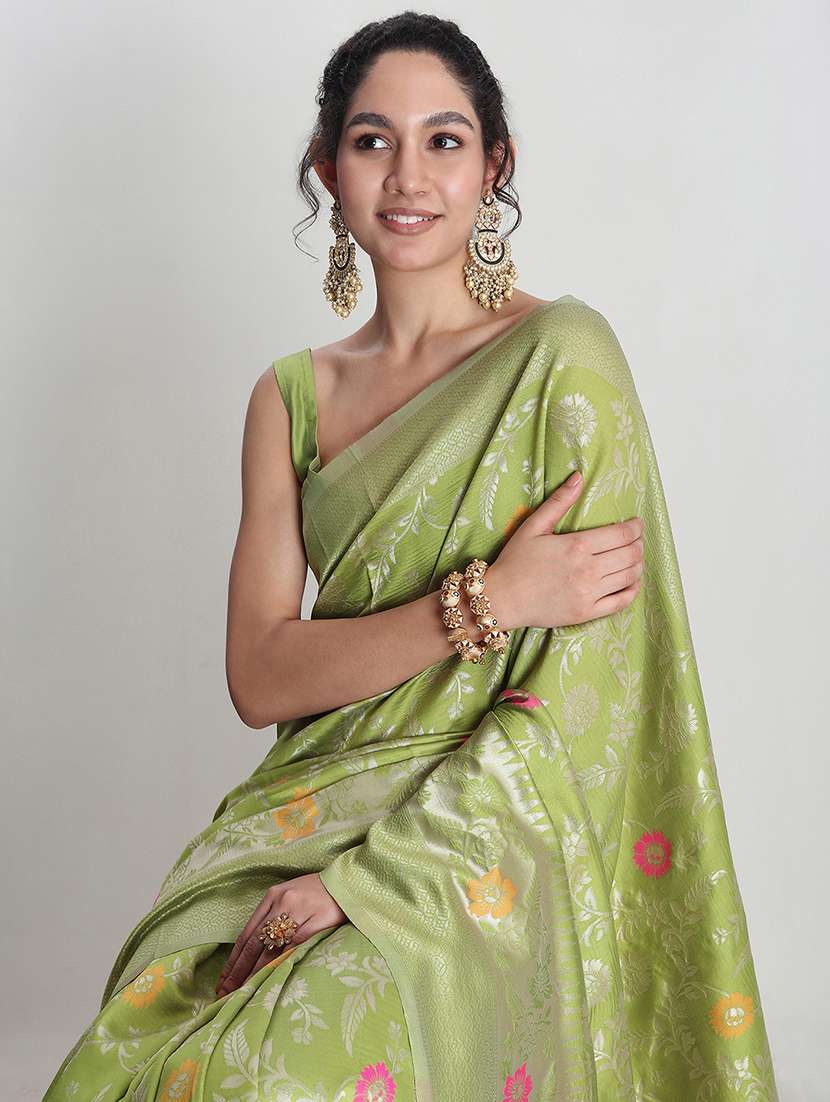 women self design banarasi saree with blouse - 21978401 -  Standard Image - 3