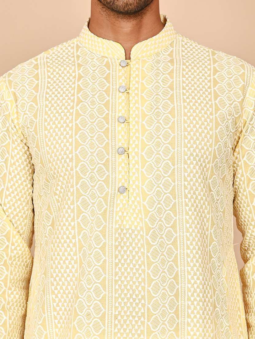 men embroidered mandarin neck long kurta - 21978483 - Standard Image - 3