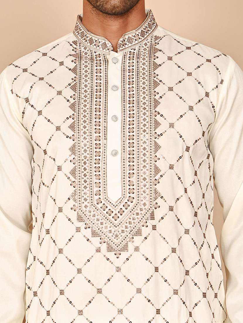 men embroidered mandarin neck long kurta - 21978498 -  Standard Image - 3